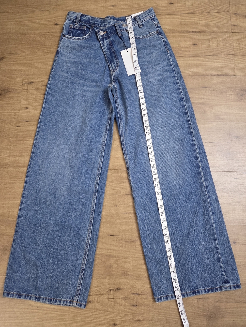 ZARA The Crossed Waist Wide Leg Jeans - Picture 14 of 16